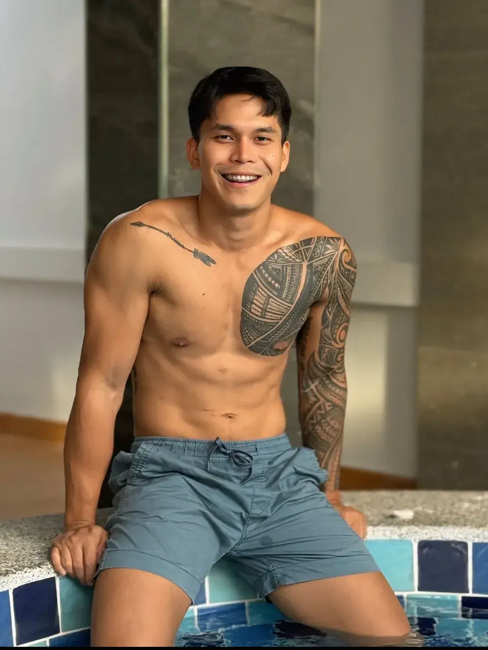อ่าาาาส์พี่เข้มมมมม