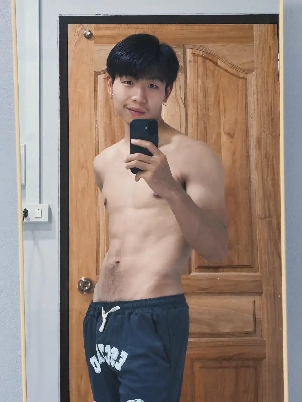 เอวพร้อมลั้น