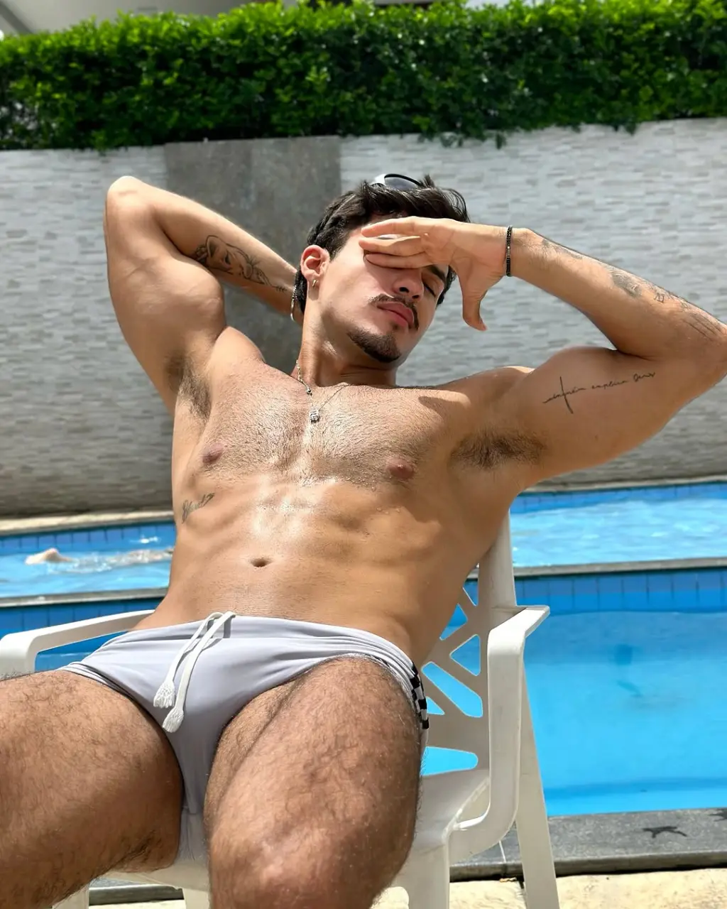 Cool GUY : Júnior Soares