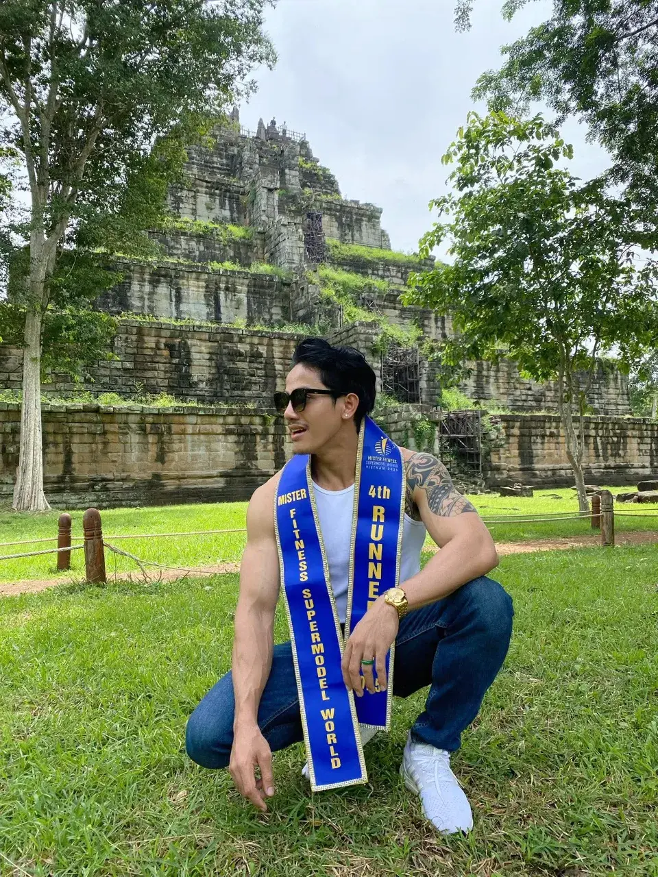 นายเเบบหนุ่มเขมร