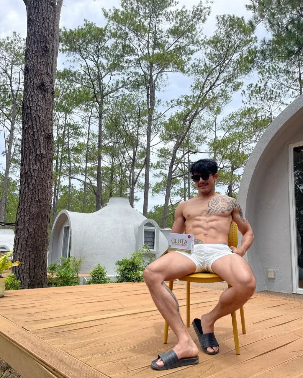 นายเเบบหนุ่มเขมร