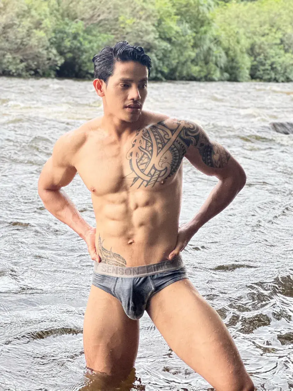 นายเเบบหนุ่มเขมร