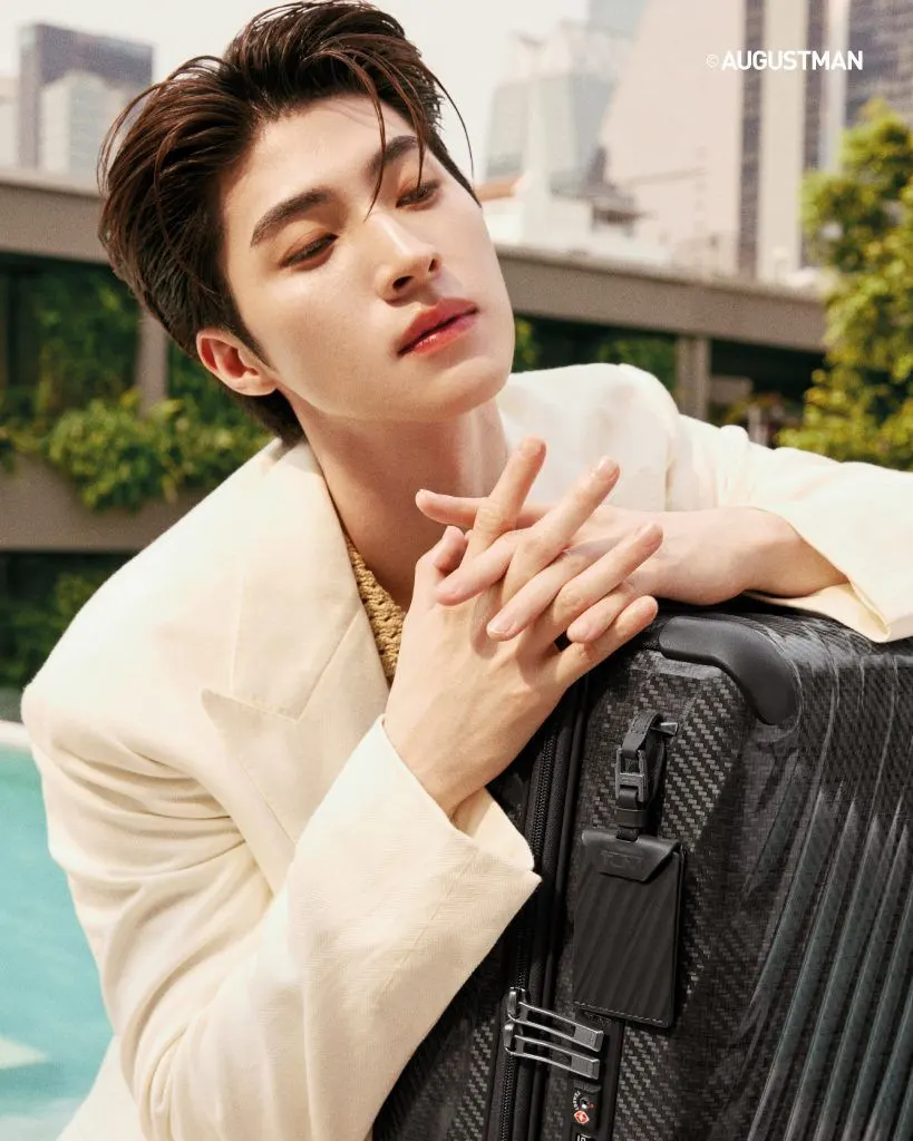 บลู-พงศ์ทิวัตถ์ @ AUGUSTMAN Singapore June 2025