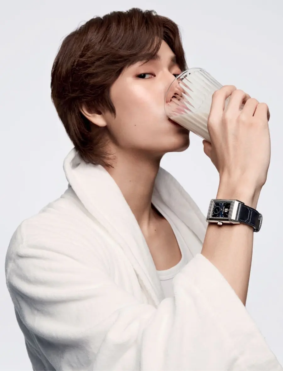 ภูวินทร์ @ Harper's BAZAAR Singapore June 2025
