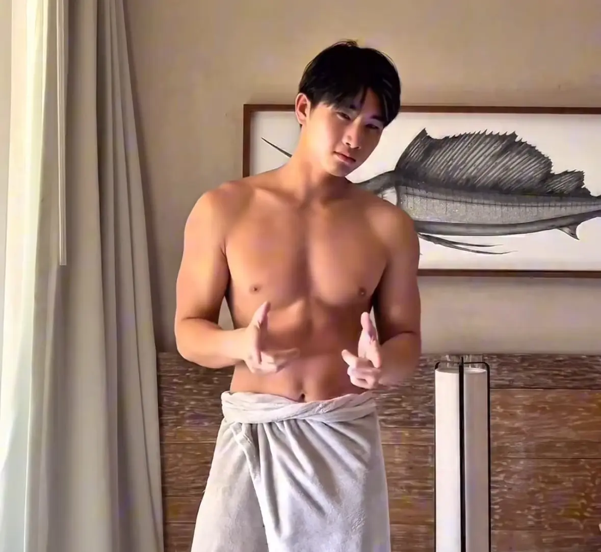 เทรนเนอร์หล่อบอกต่อ