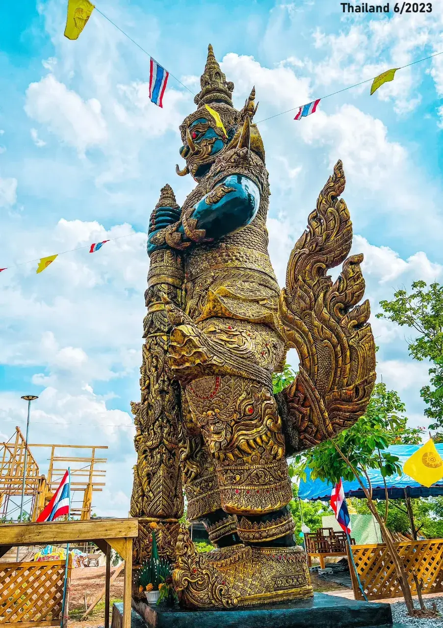 Thai-Style Statue of Thao Wessuwan 🇹🇭