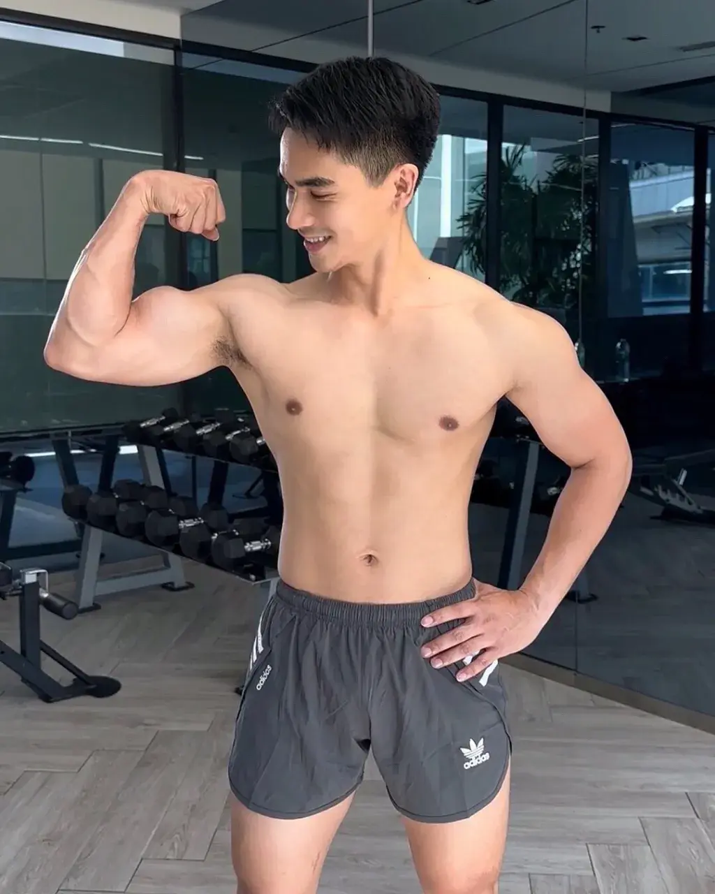 พิเศษใส่ไข่
