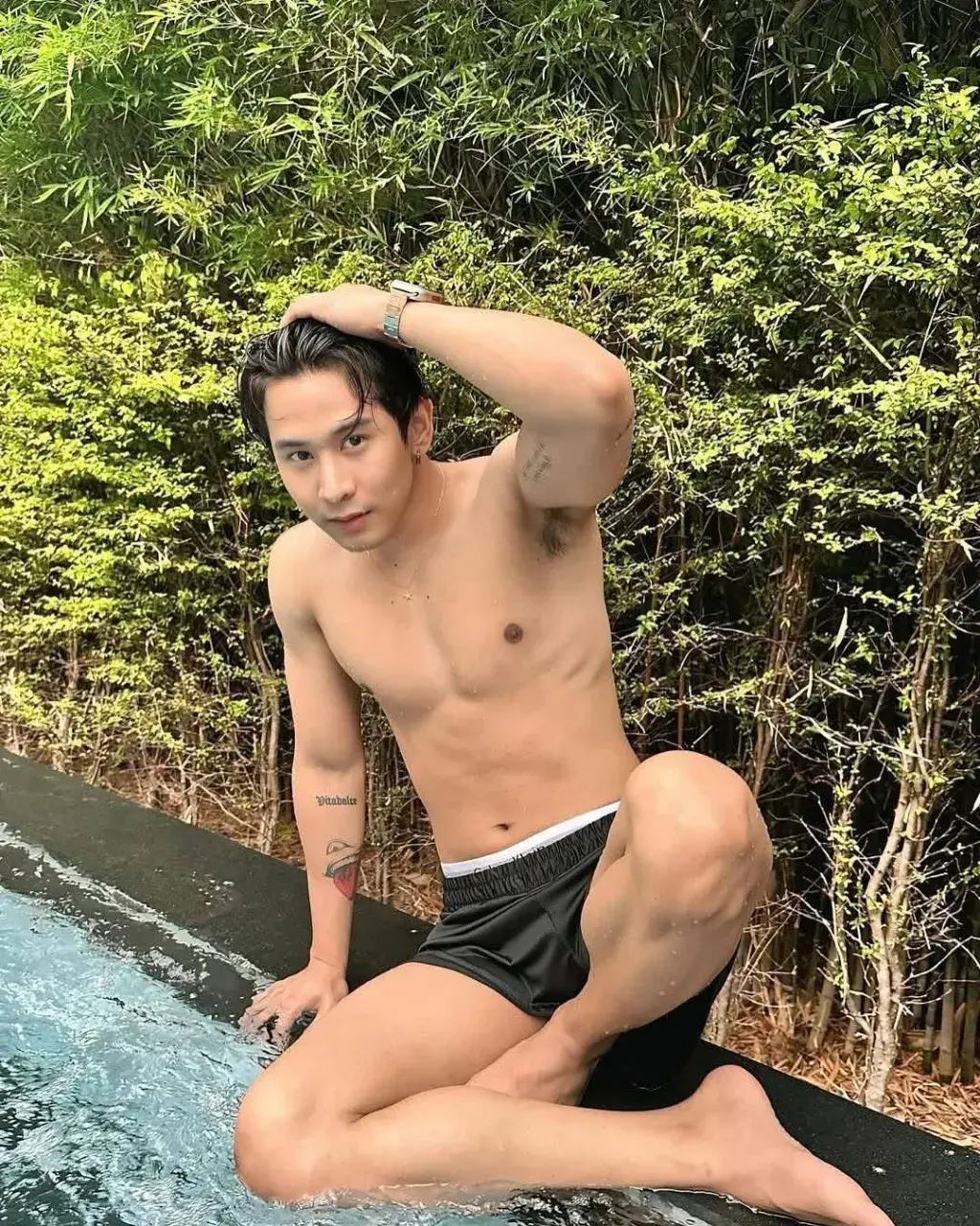 พิเศษใส่ไข่