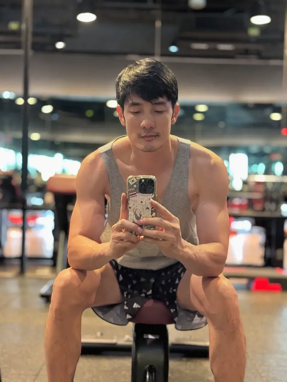 น้ำมาแตะแตกกก