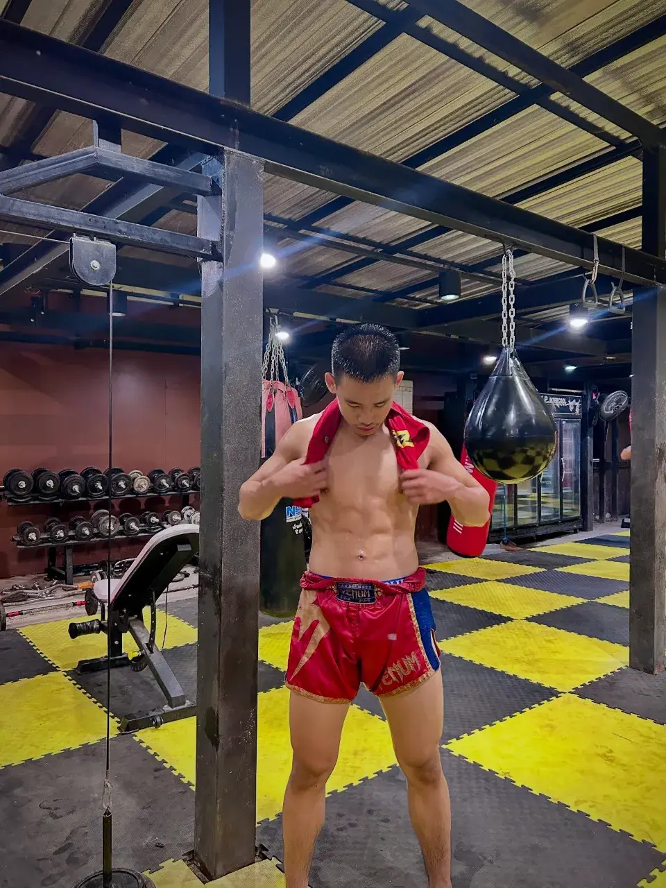 อย่ามองเด่วน้องจะท้องไม่รู้ตัว