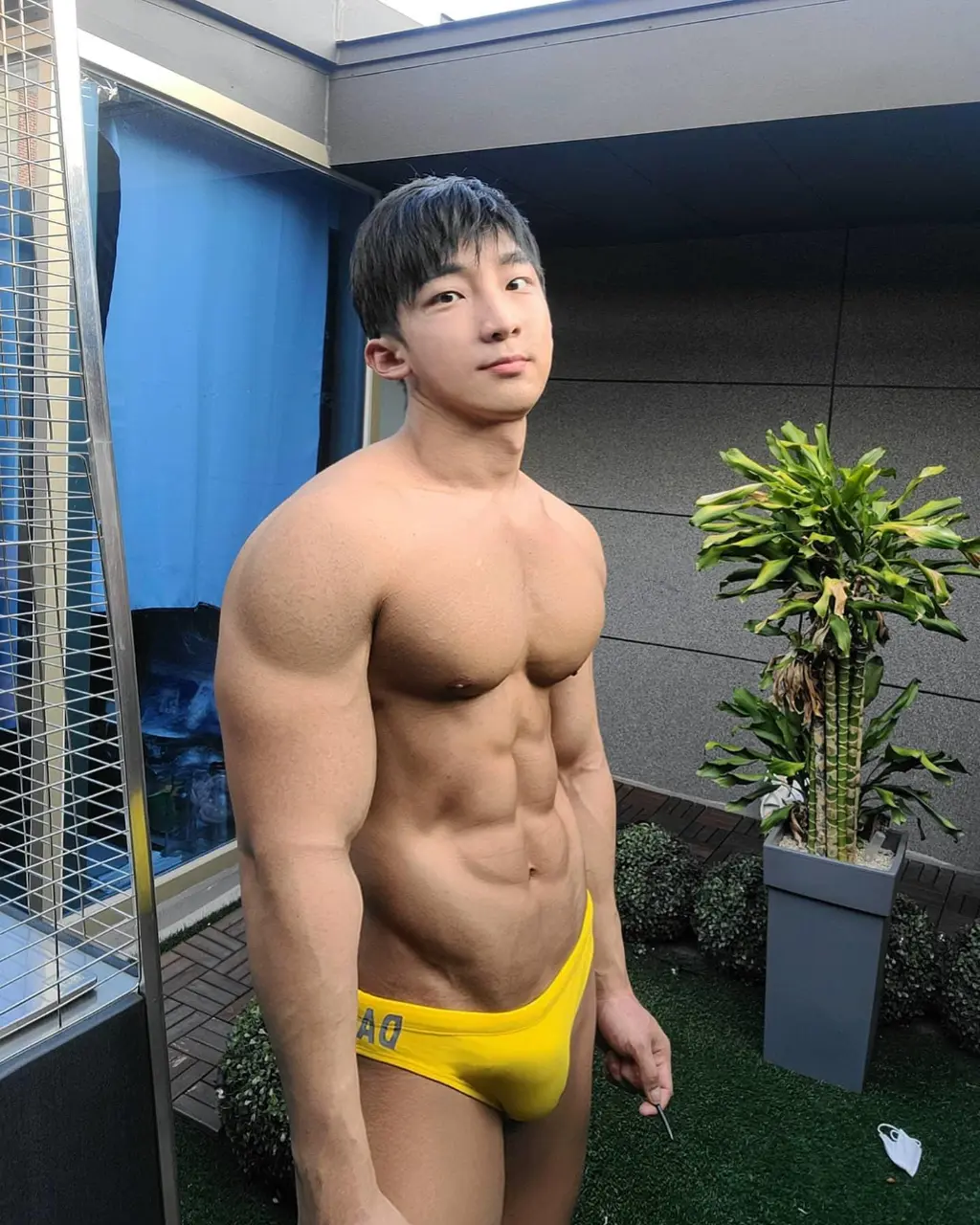 Picked up from Asian Guys In Speedo Style Swimwear