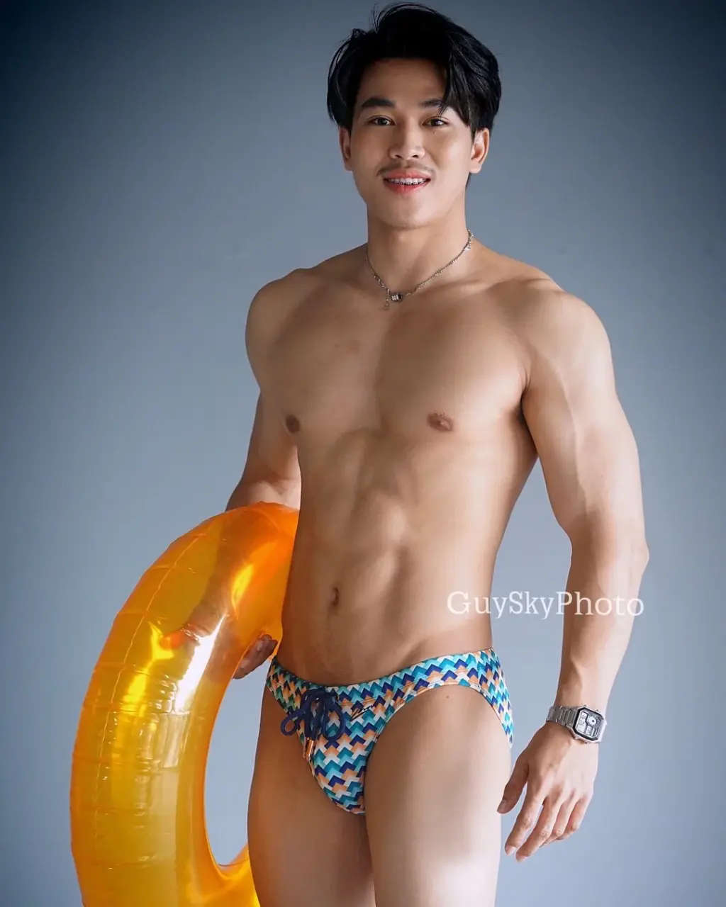 Picked up from Asian Guys In Speedo Style Swimwear