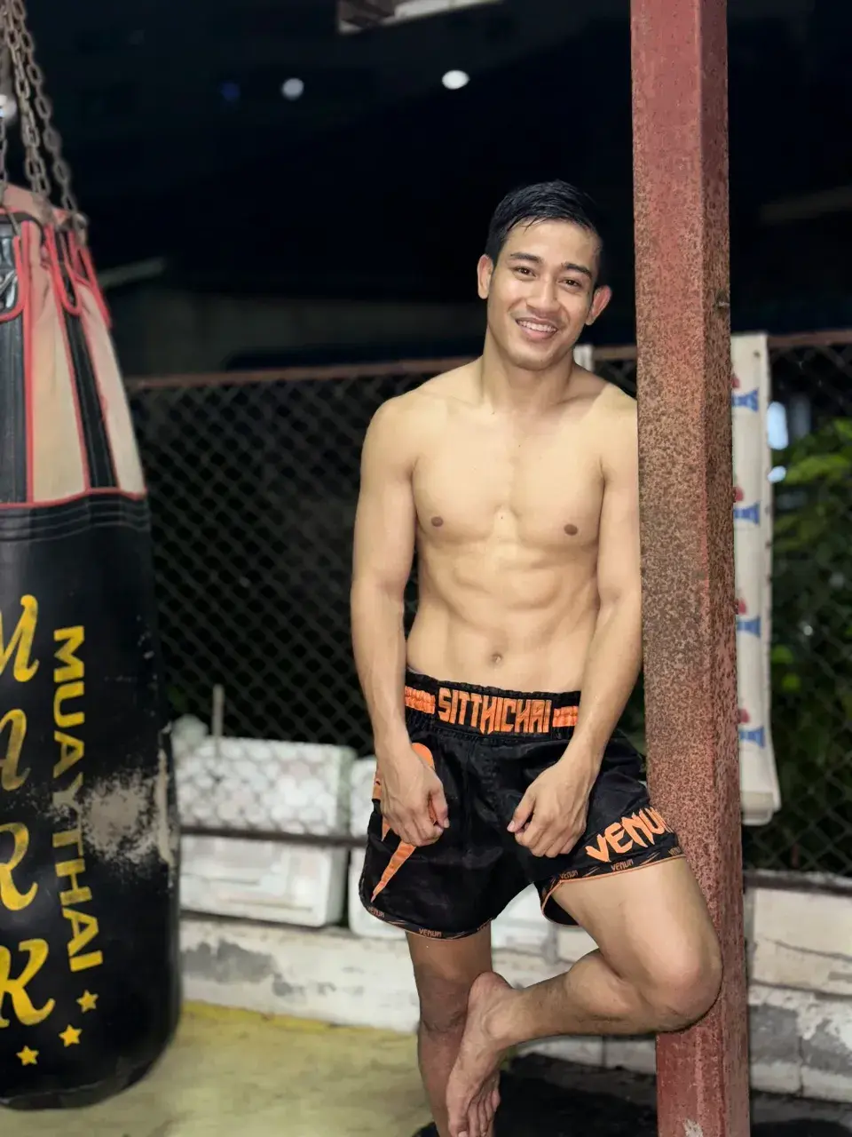 มวยโค้กอ๊อกๆ