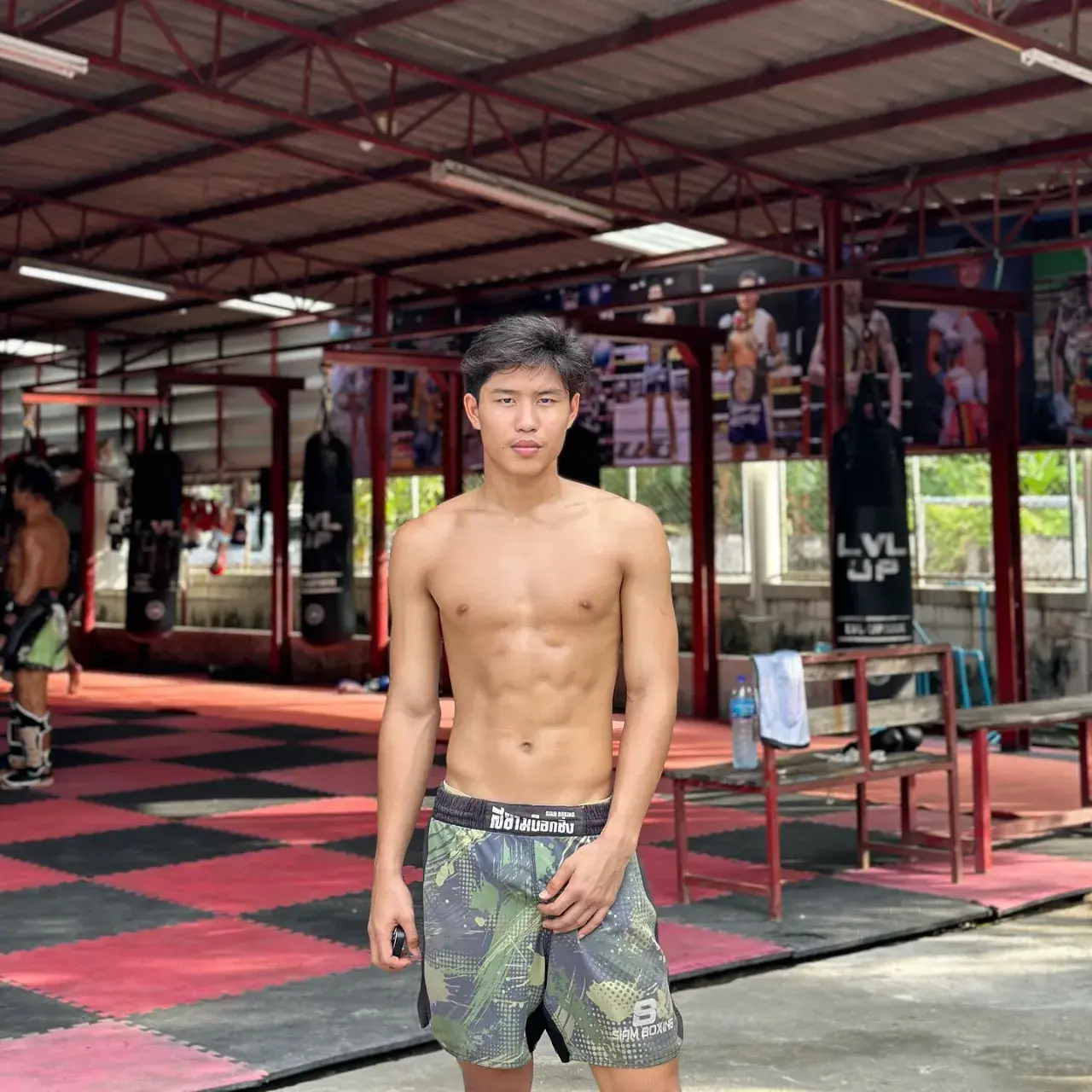 มวยโค้กอ๊อกๆ