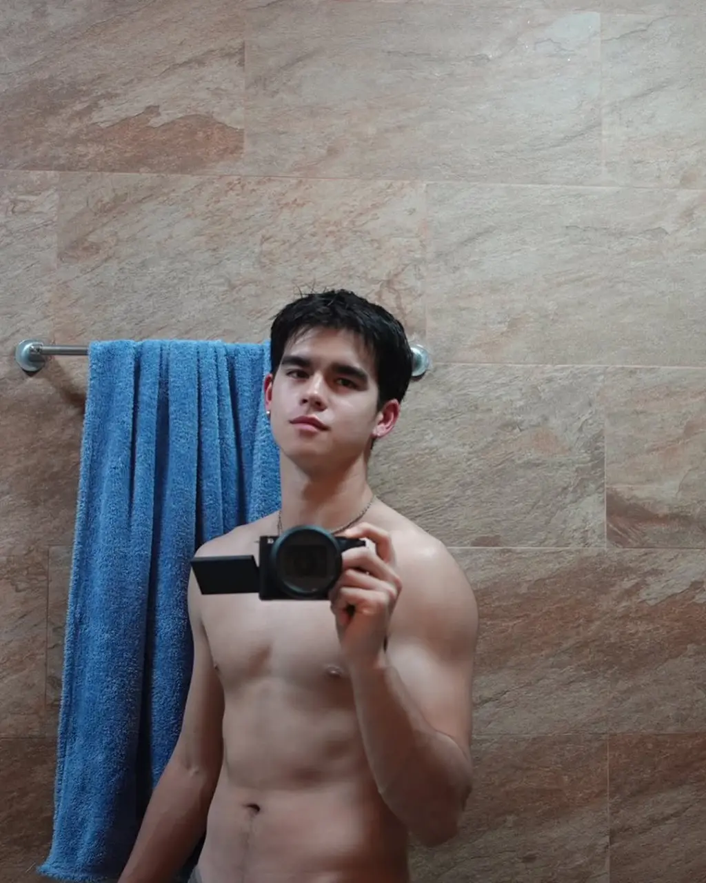 Cool and cute guy : Jirayu Jack Tucker 2
