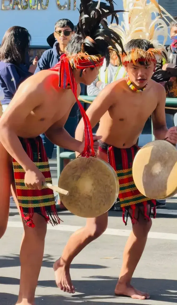 รักหนุ่มอิฟูเกา