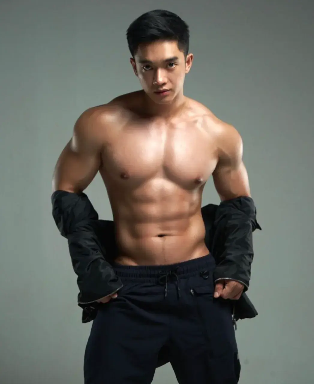 Fitness instructor : Gun Gun