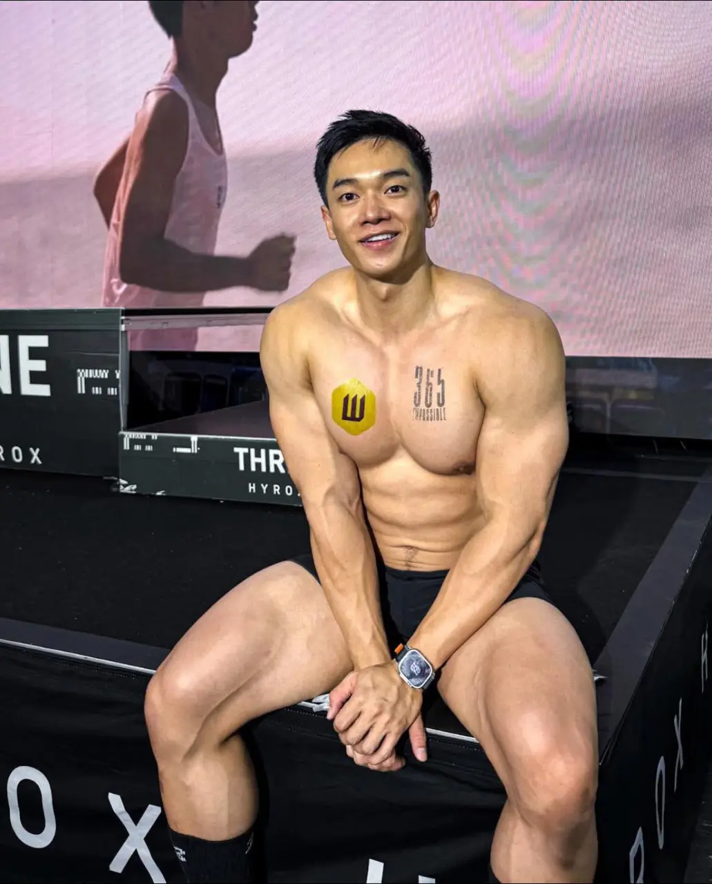 Fitness instructor : Gun Gun