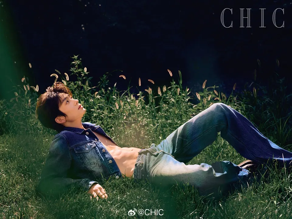 Qin Jialin & Wang Zihang @ CHIC China August 2025