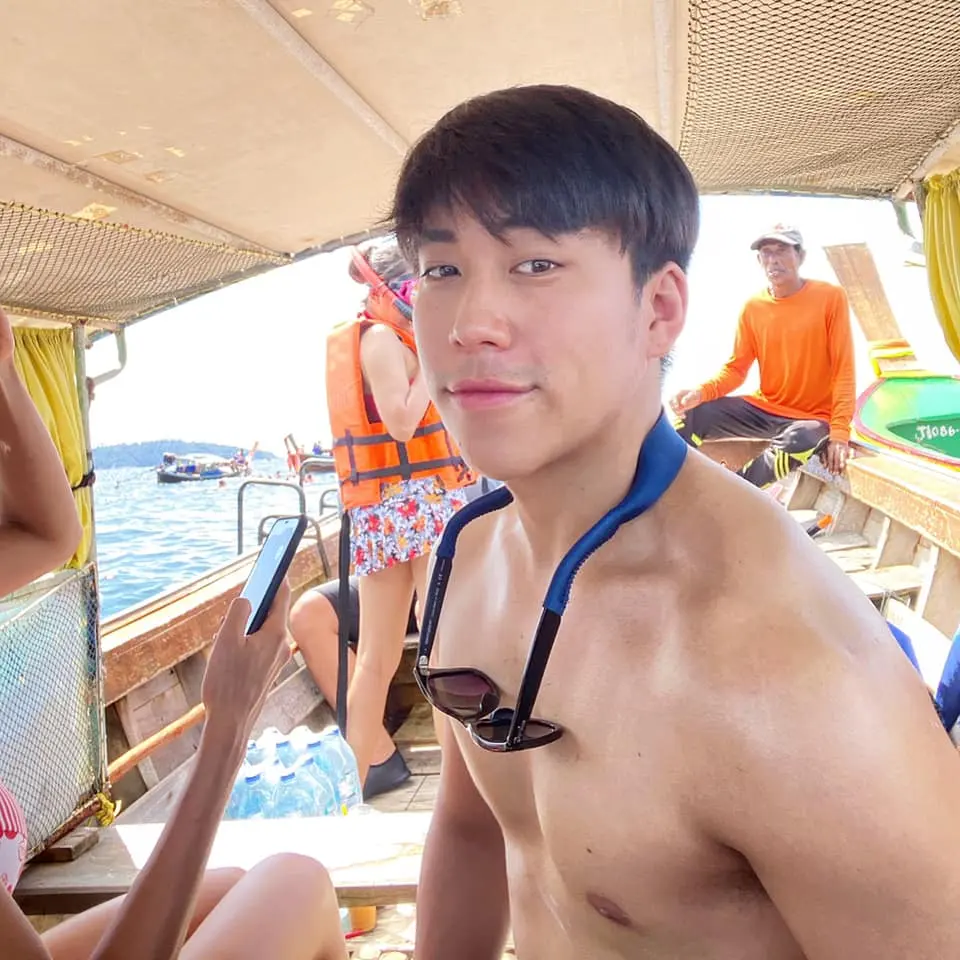 รบกับที่รักดีกว่า