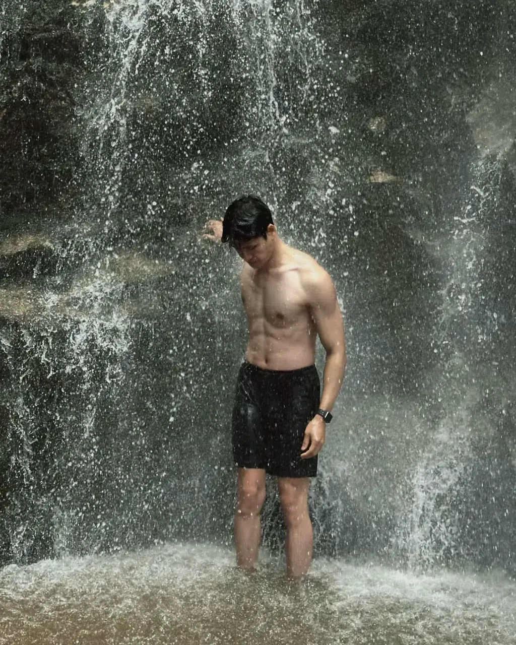 เห็นน้ำตกน้ำแตกแล้วเธอ