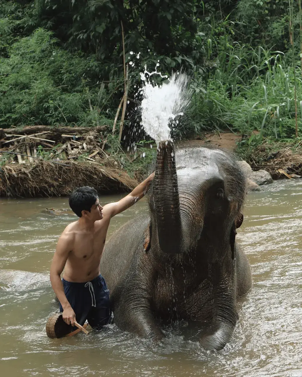 คลั่งรักผู้งานดี