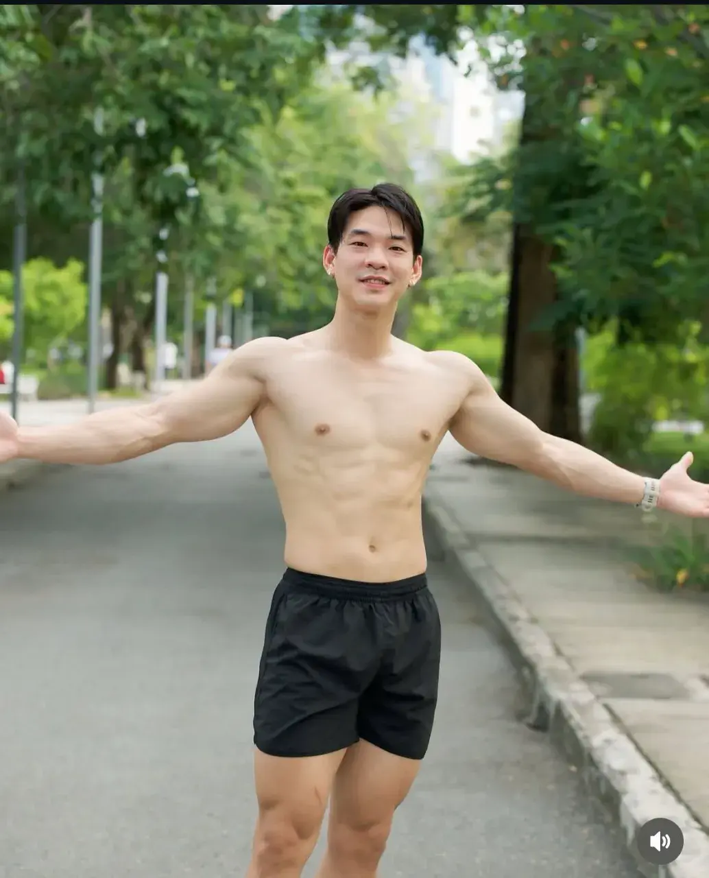 คลั่งรักผู้งานดี