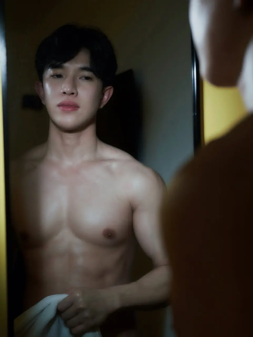 ถอดโชว์เรือนร่าง 2944
