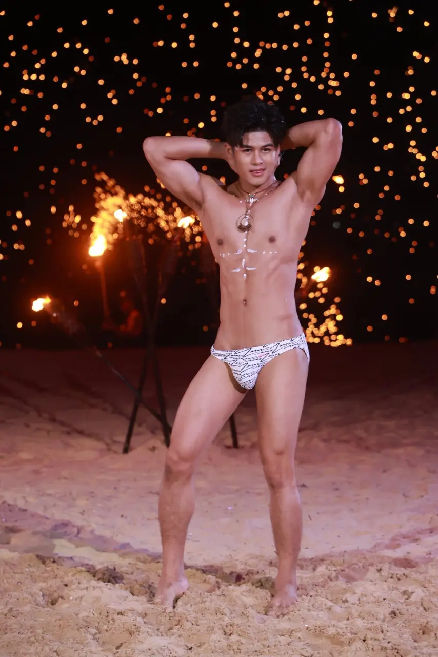 Mister International Thailand 2025 ชุดว่ายน้ำริมหาด