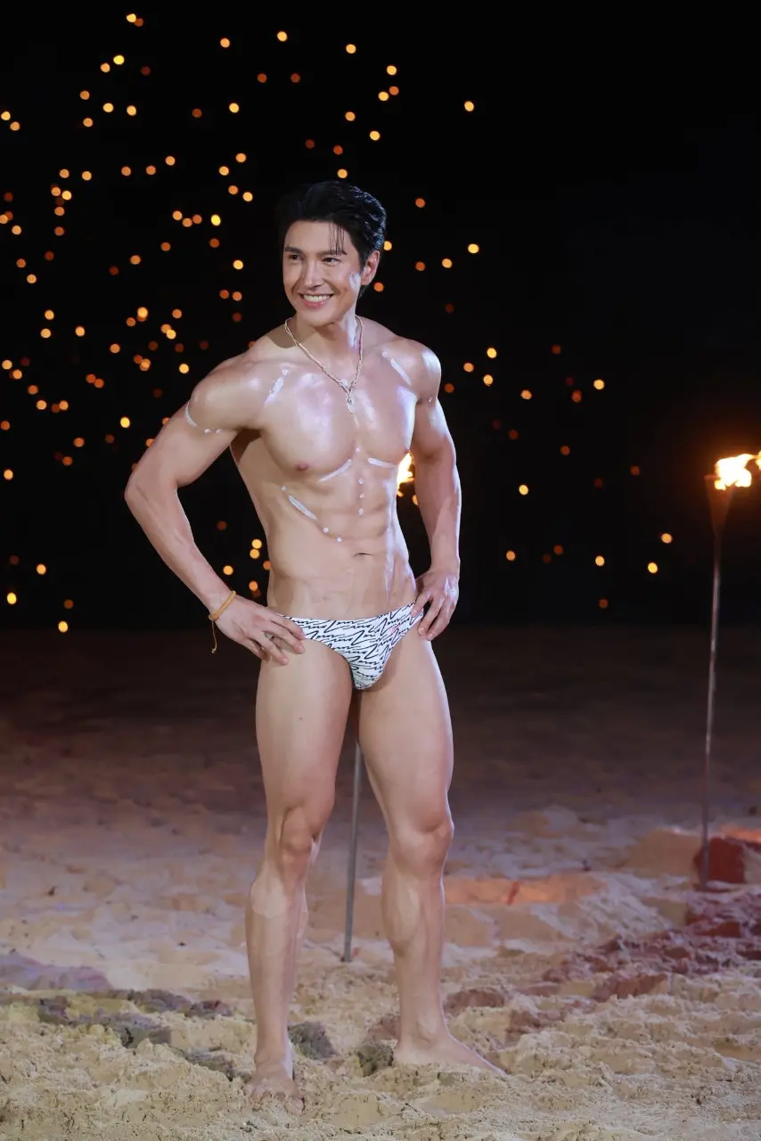 Mister International Thailand 2025 ชุดว่ายน้ำริมหาด