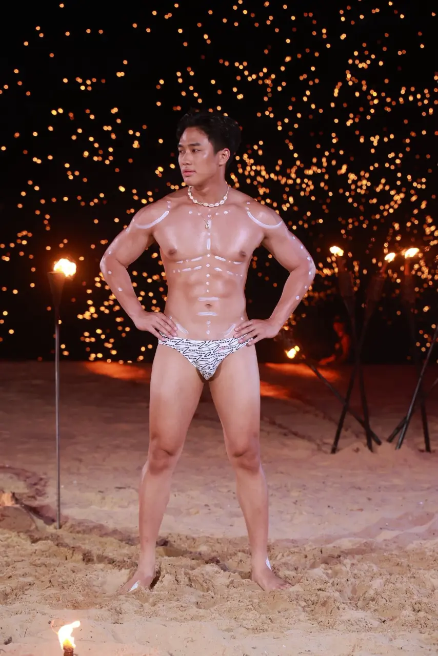 Mister International Thailand 2025 ชุดว่ายน้ำริมหาด