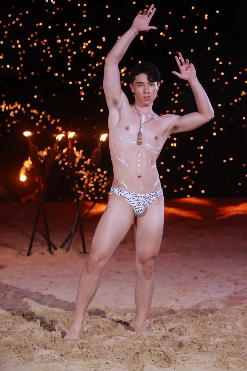 Mister International Thailand 2025 ชุดว่ายน้ำริมหาด