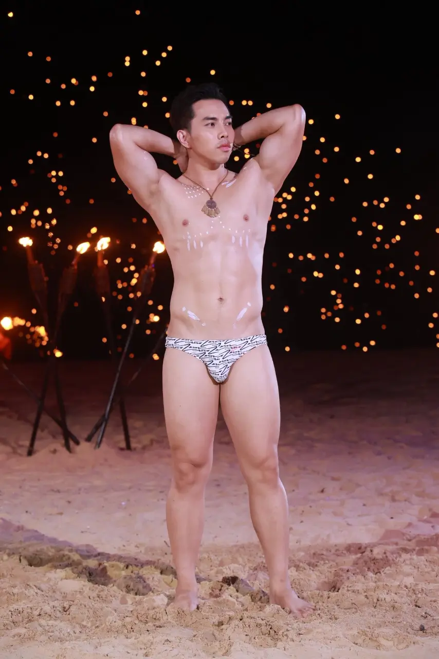 Mister International Thailand 2025 ชุดว่ายน้ำริมหาด