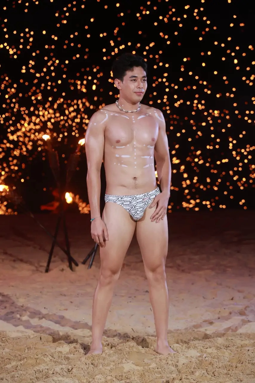 Mister International Thailand 2025 ชุดว่ายน้ำริมหาด