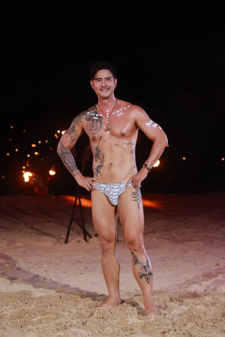 Mister International Thailand 2025 ชุดว่ายน้ำริมหาด