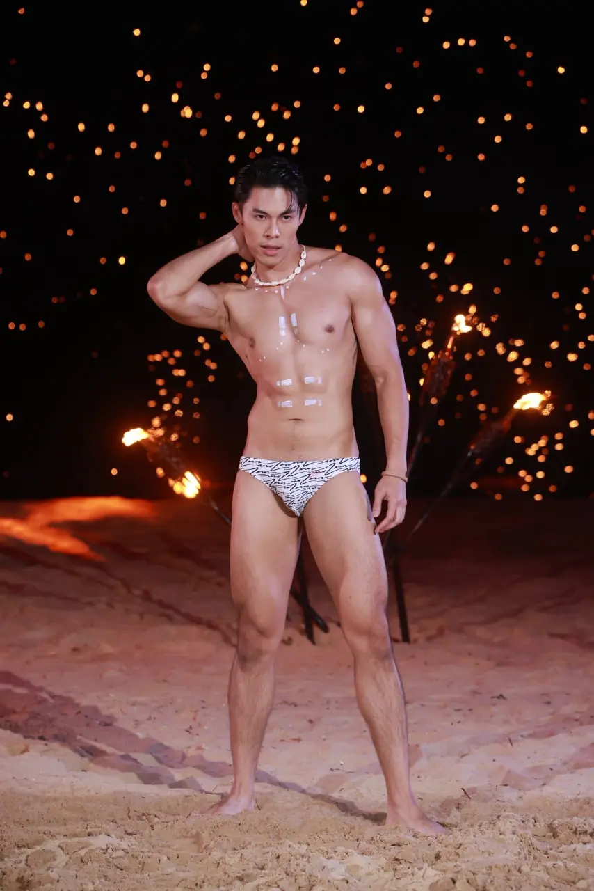 Mister International Thailand 2025 ชุดว่ายน้ำริมหาด