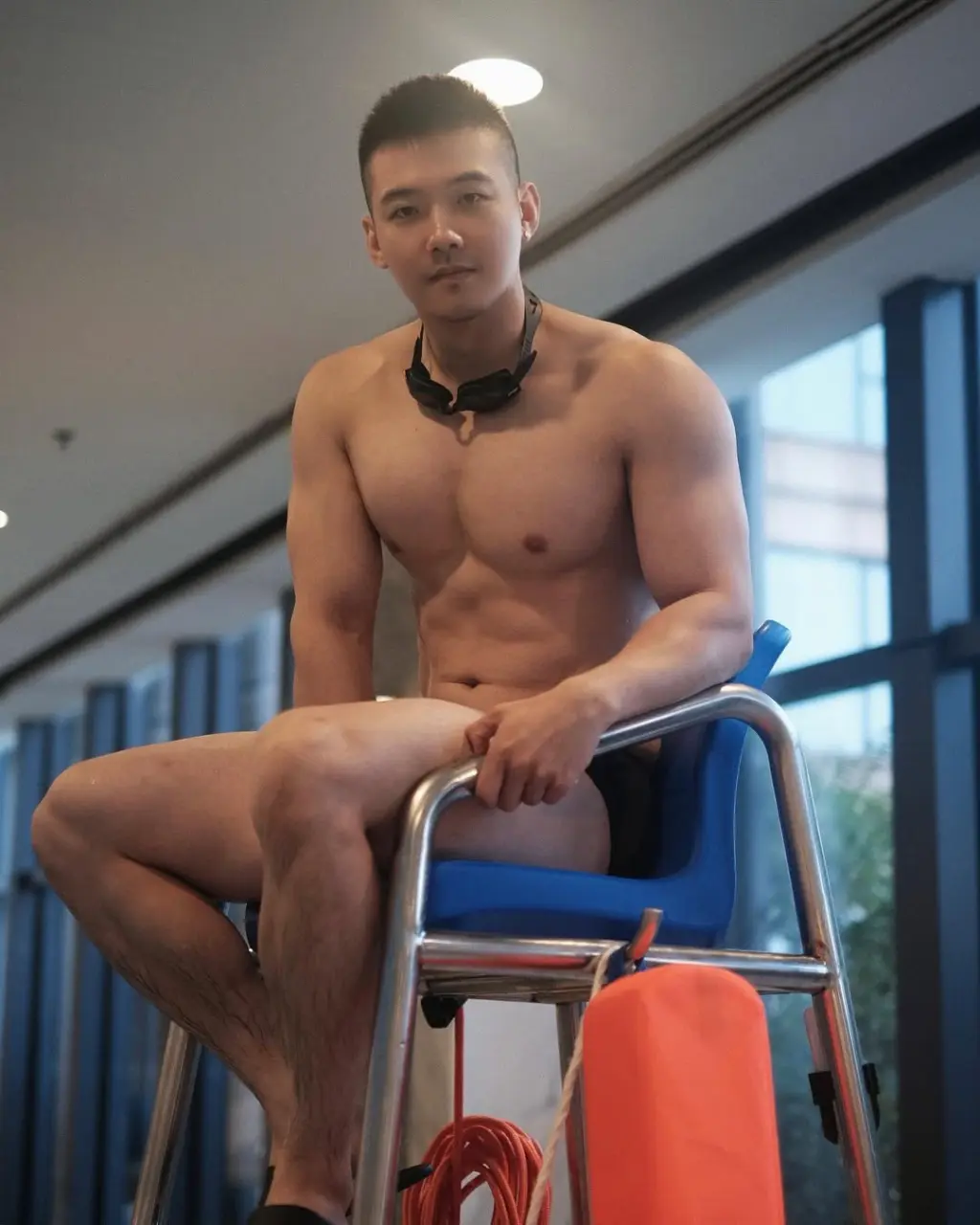 Cool GUY : ouiewe卤蛋头