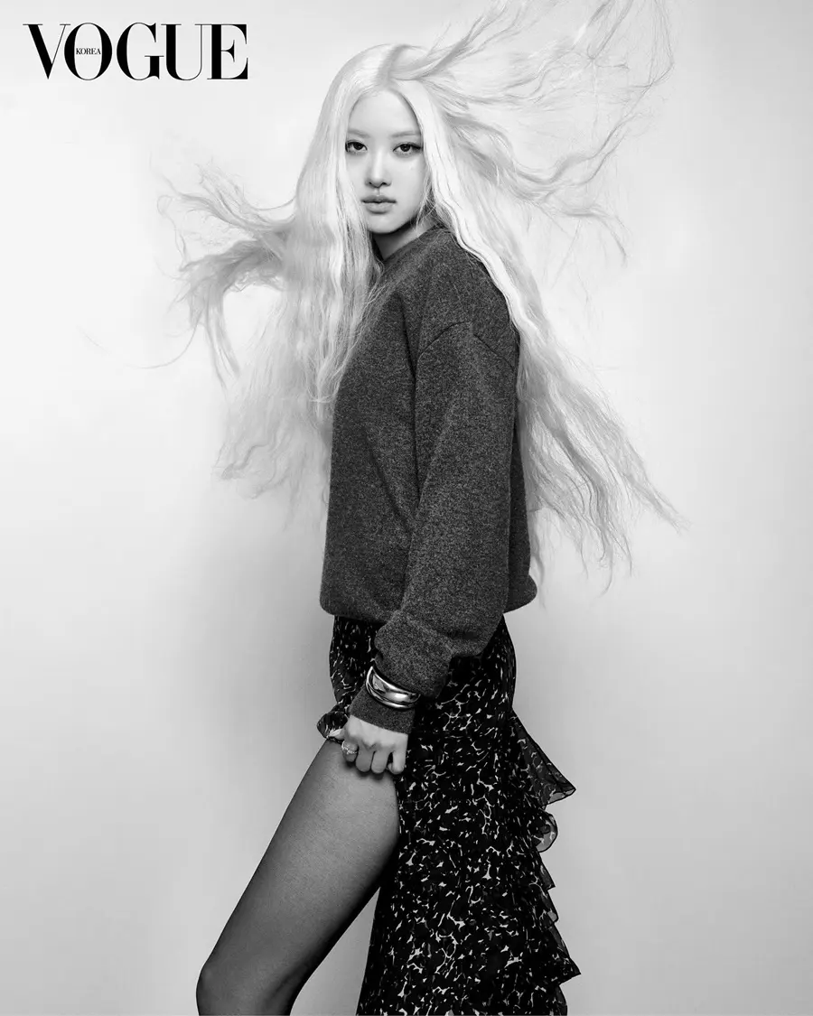 Rosé @ VOGUE Korea August 2025