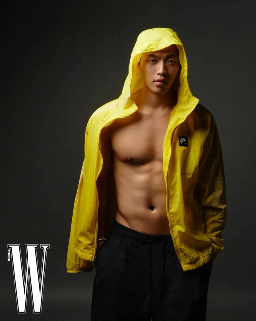 MEOVV & Hwang Hee Chan @ W Korea August 2025