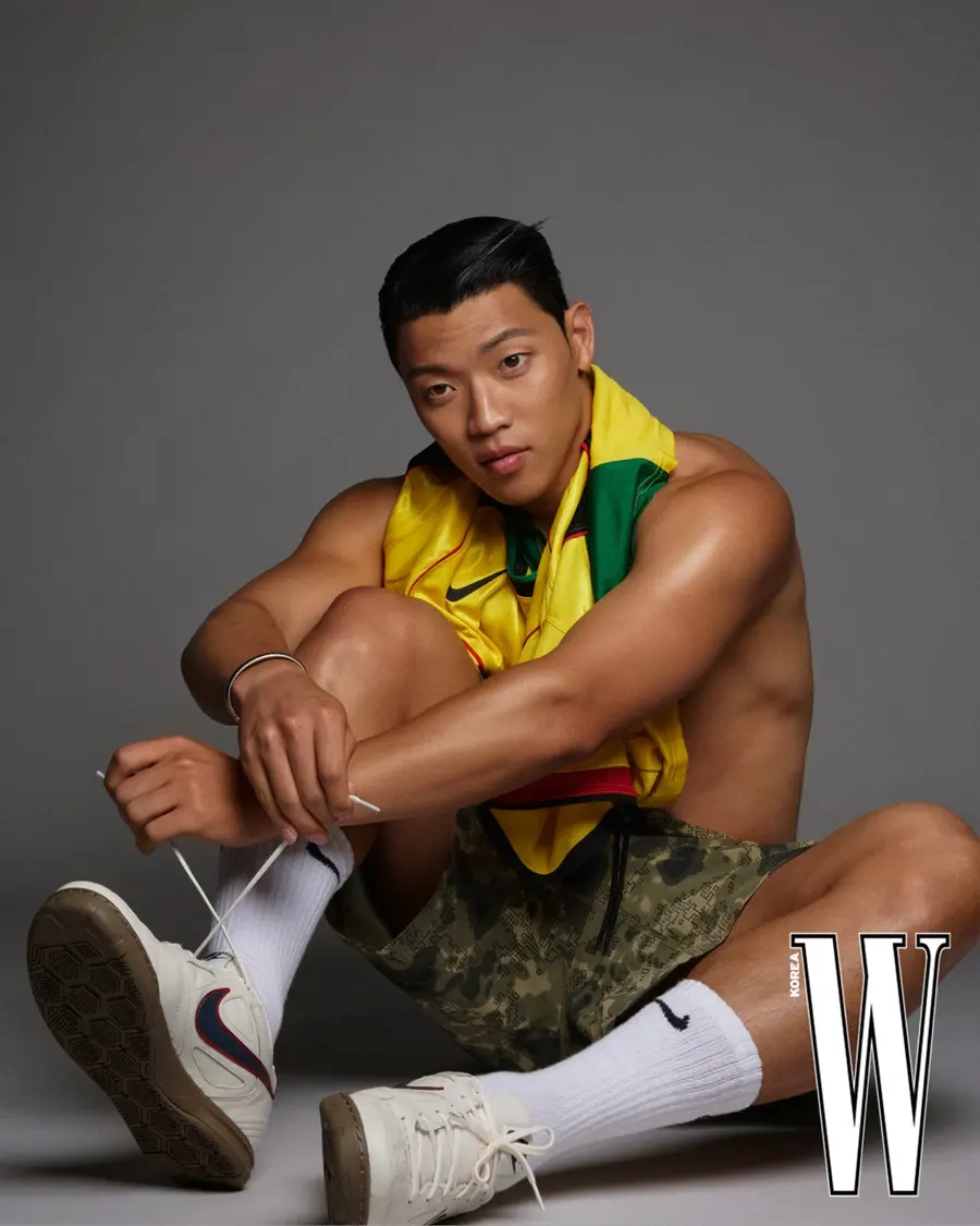 MEOVV & Hwang Hee Chan @ W Korea August 2025