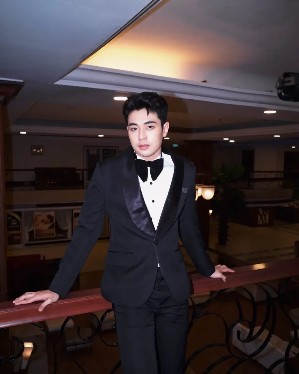 หล่อจัง