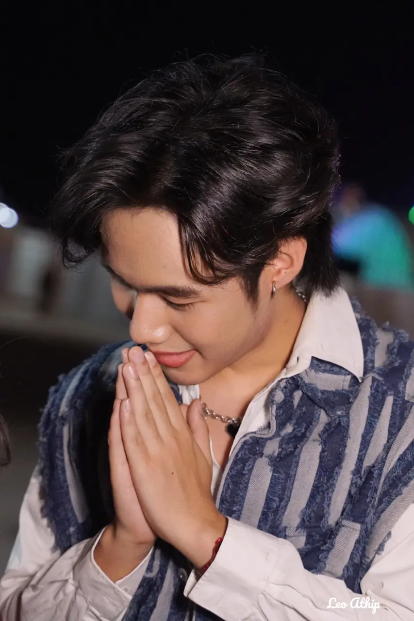 ลีโอ อธิป โสดา ไมค์ปลดหนี้