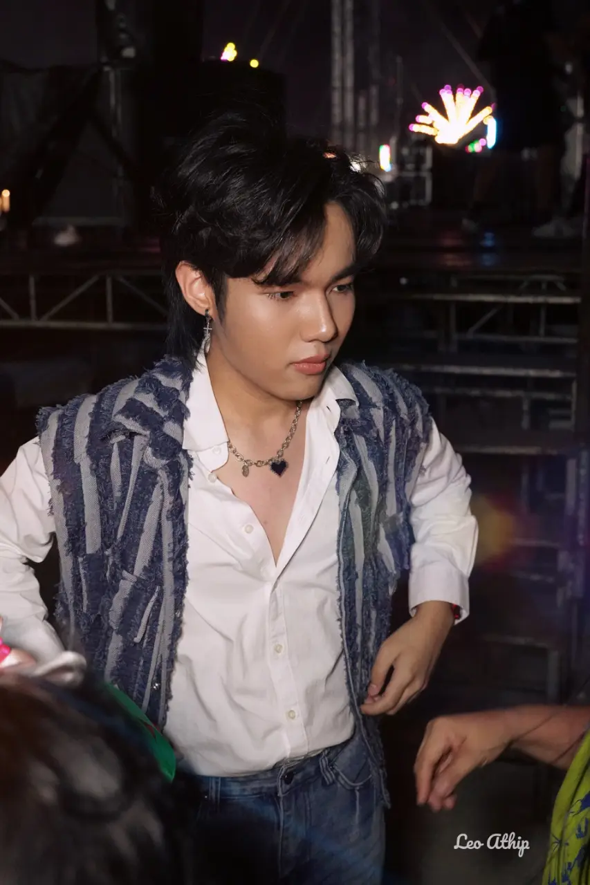 ลีโอ อธิป โสดา ไมค์ปลดหนี้