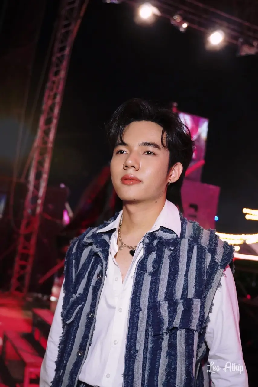 น้องลีโอ อธิป โสดา ไมค์ปลดหนี้