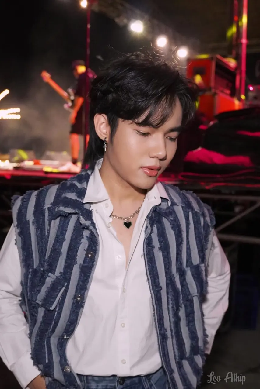 น้องลีโอ อธิป โสดา ไมค์ปลดหนี้