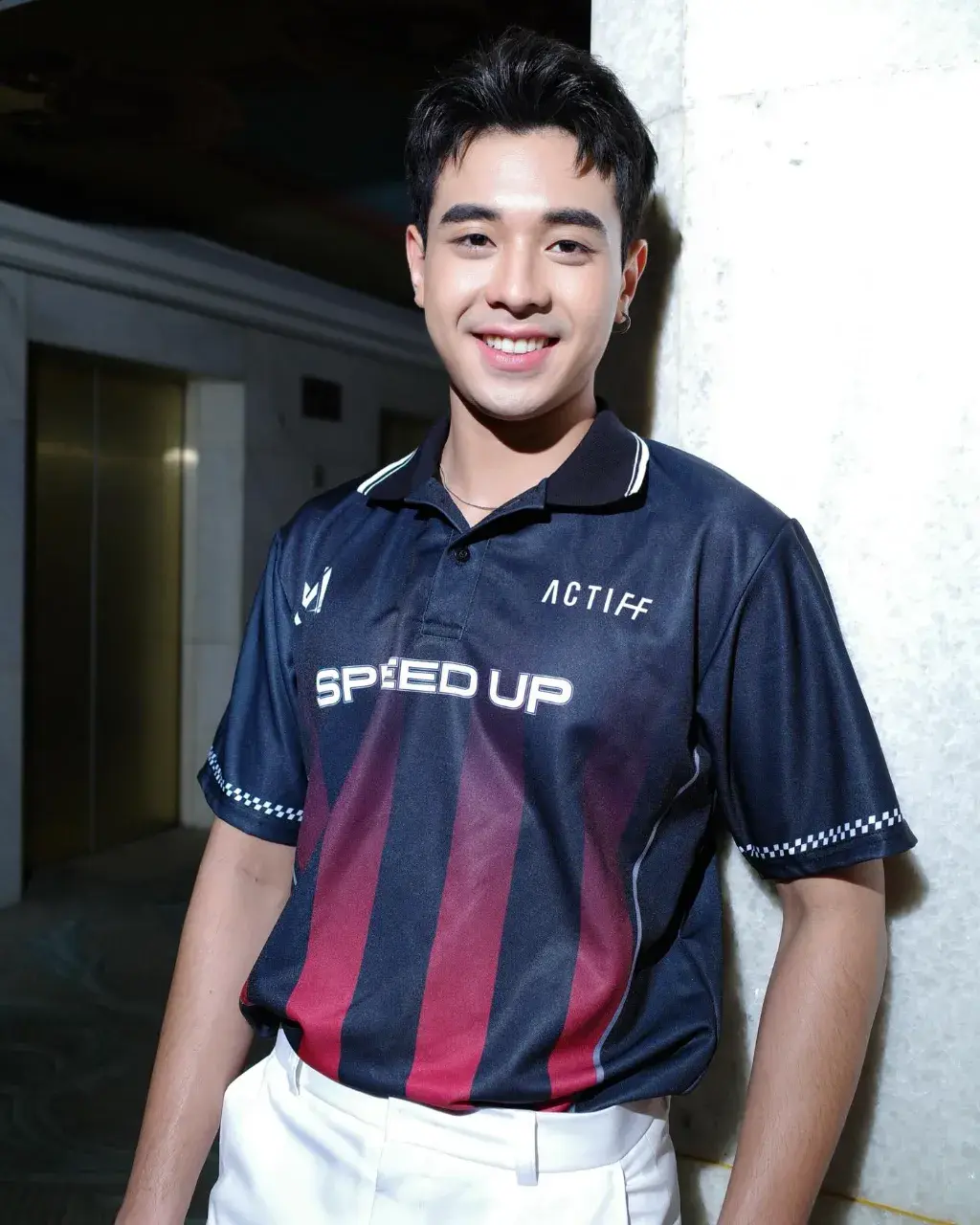 หล่อน่ารัก