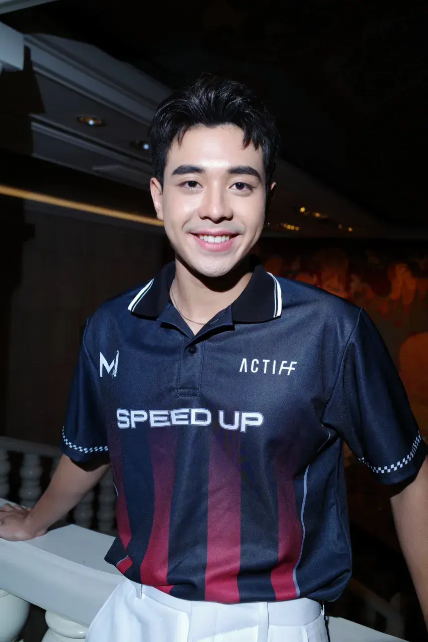 หล่อน่ารัก