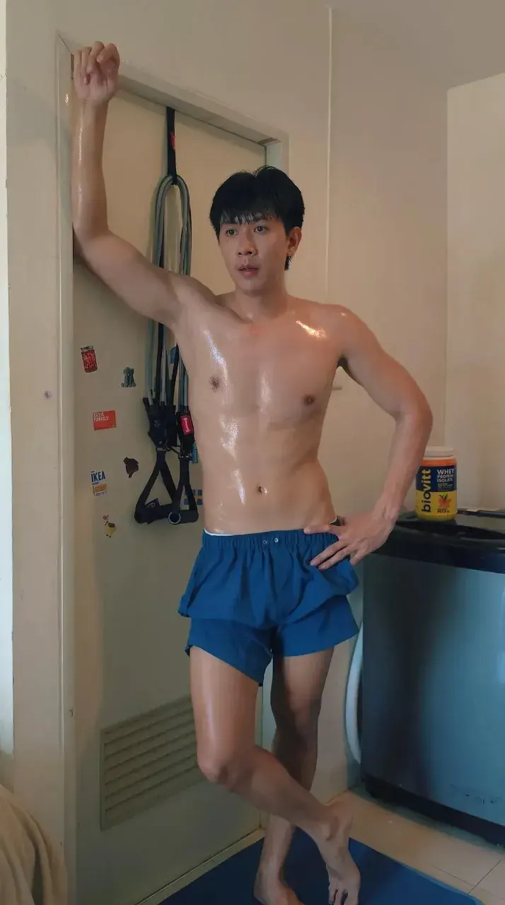 เผลอเลีย