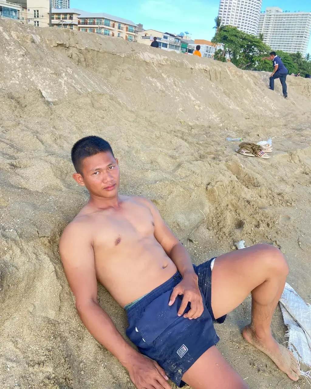 แซ๋บเลียสาก