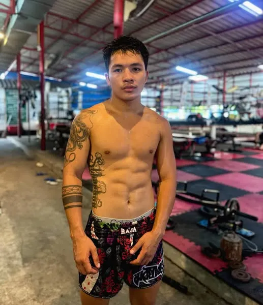 เข้มข้นกลืนลงคอ